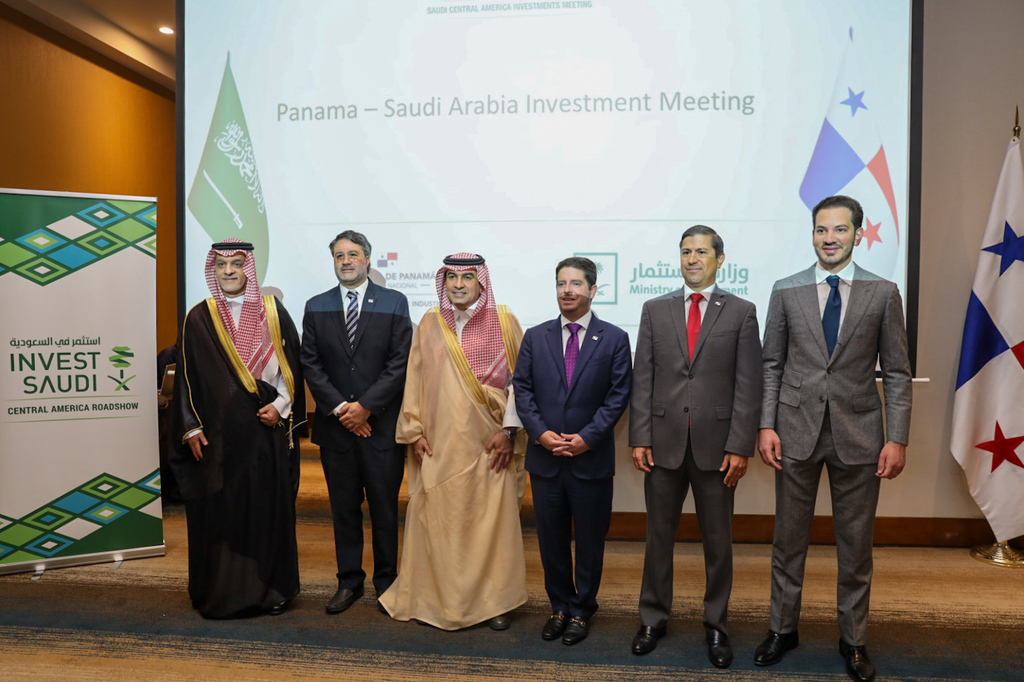 PANAMÁ RECIBE A DELEGACIÓN DE ARABIA SAUDITA PARA EXPLORAR NUEVAS OPORTUNIDADES DE INVERSIÓN EN EL PAÍS