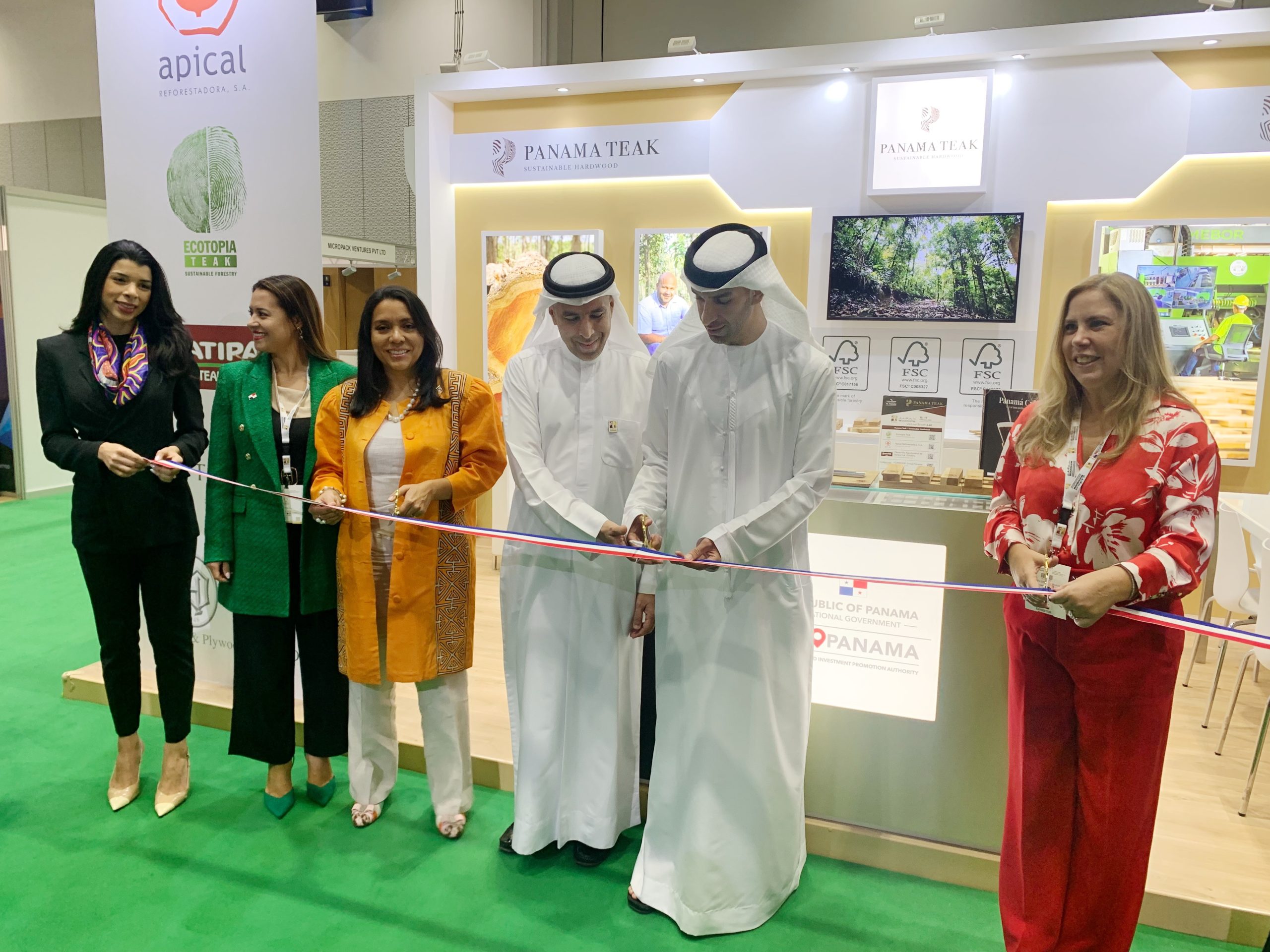 PROPANAMA RESPALDA POR SEGUNDO AÑO CONSECUTIVO LA MARCA PANAMA TEAK EN DUBAI WOOD SHOW